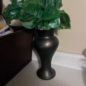 Elegant Black metal Vase